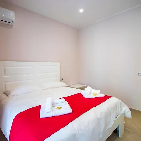 Dimora Costantino Nápoly