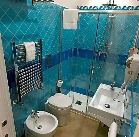 Dimora Costantino Bed & Breakfast 4*