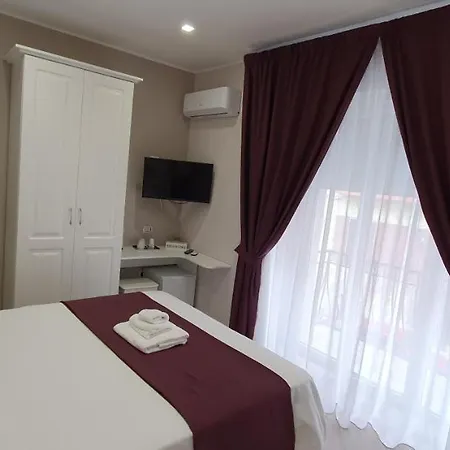 Dimora Costantino Nápoles